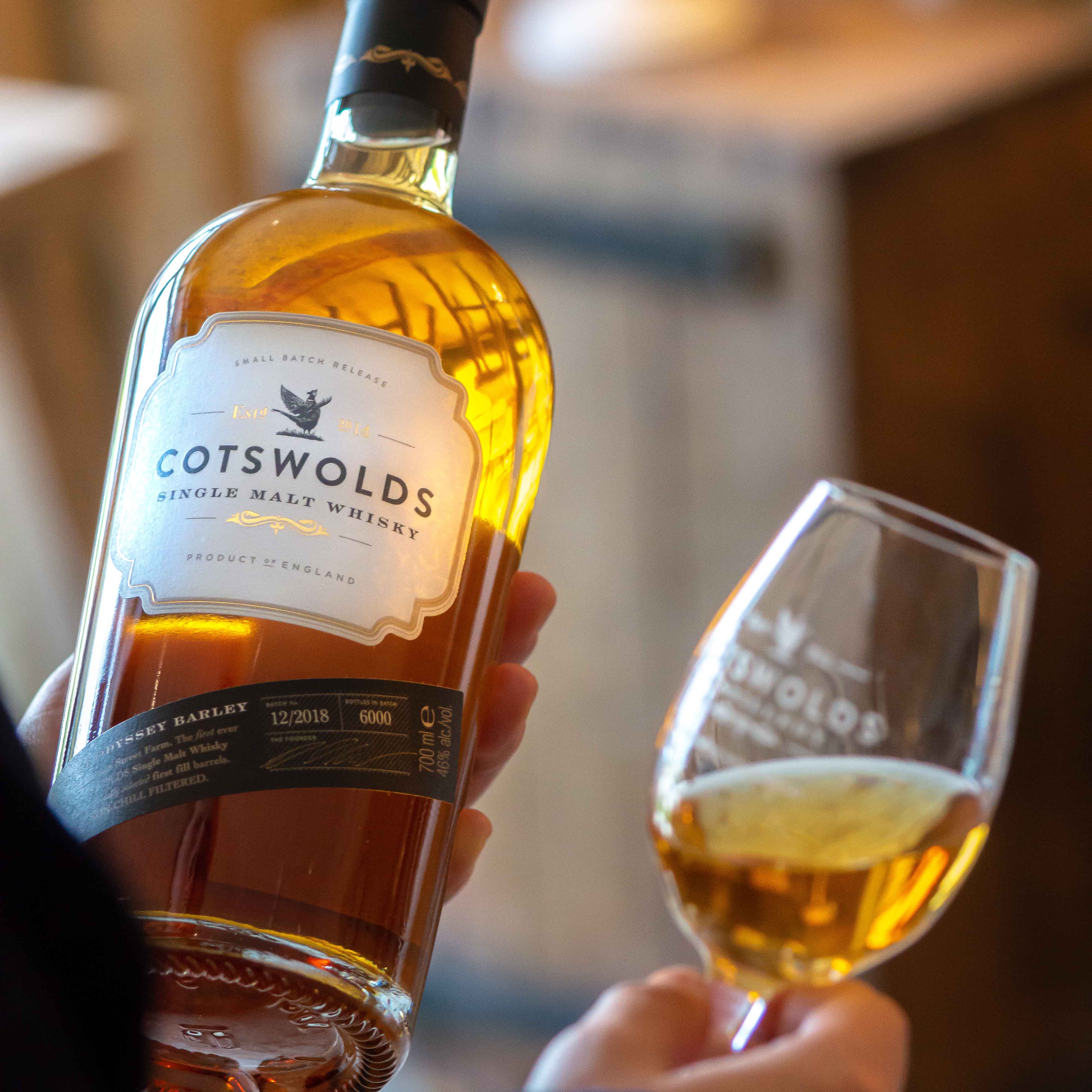 cotswolds signature single malt whisky and serve